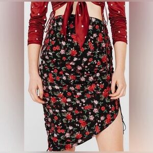 For Love & Lemons Molly Floral Ruched Pencil Skirt M